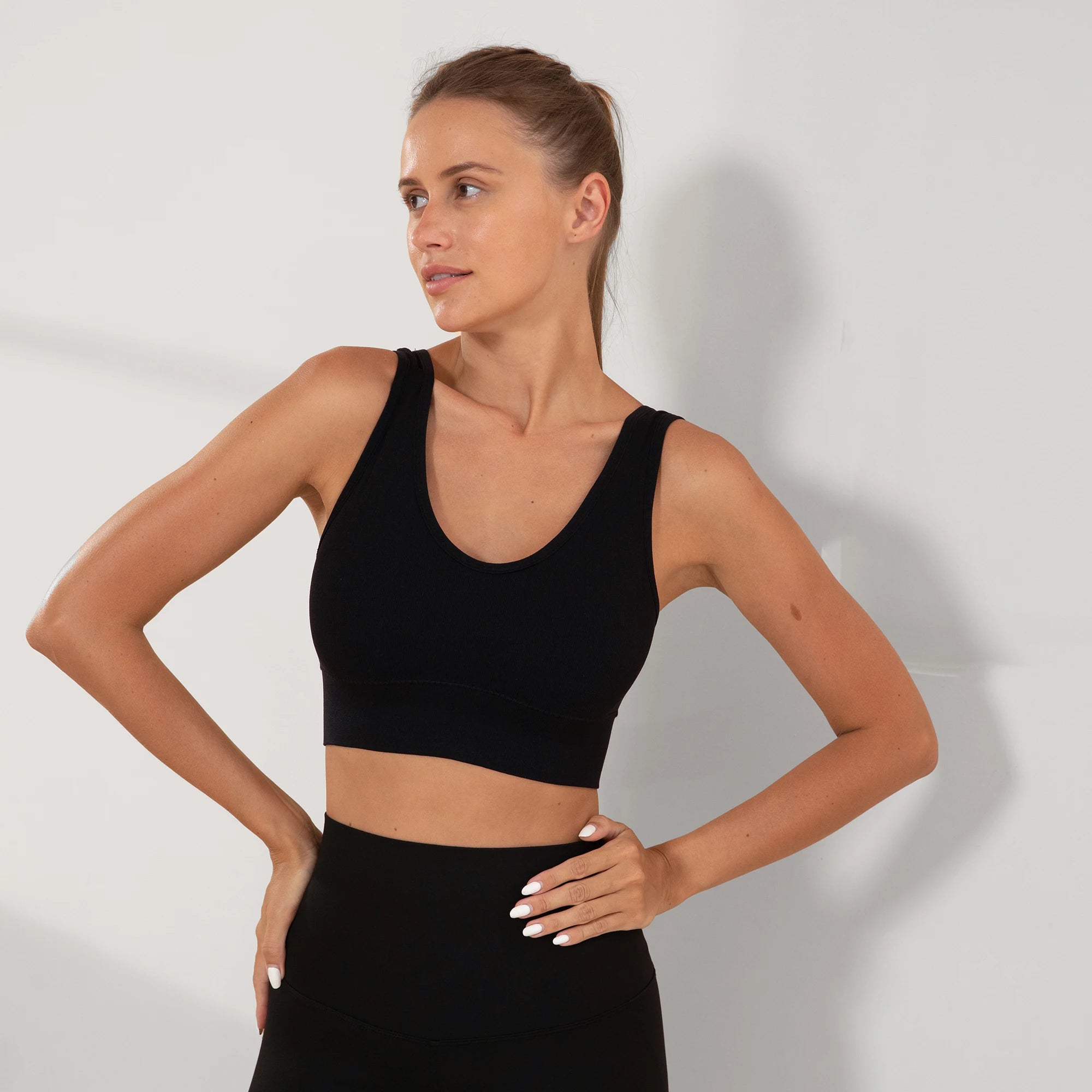 academia，roupa de academia femininas，sutiãs esportivos， Feminino Sem Bojo Basico Liso Sem Costura Nas Laterais，brasil