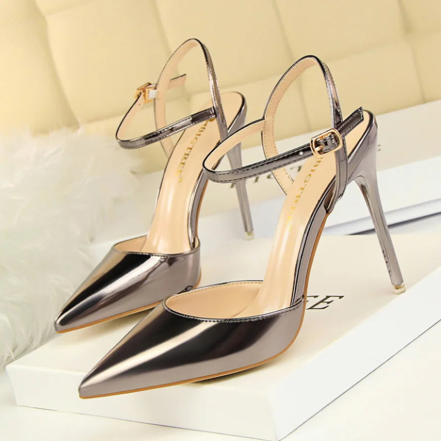 86-1 estilo simples fino salto ultra alto raso pintado couro sexy boate emagrecimento uma palavra cinta sapatos femininos legais