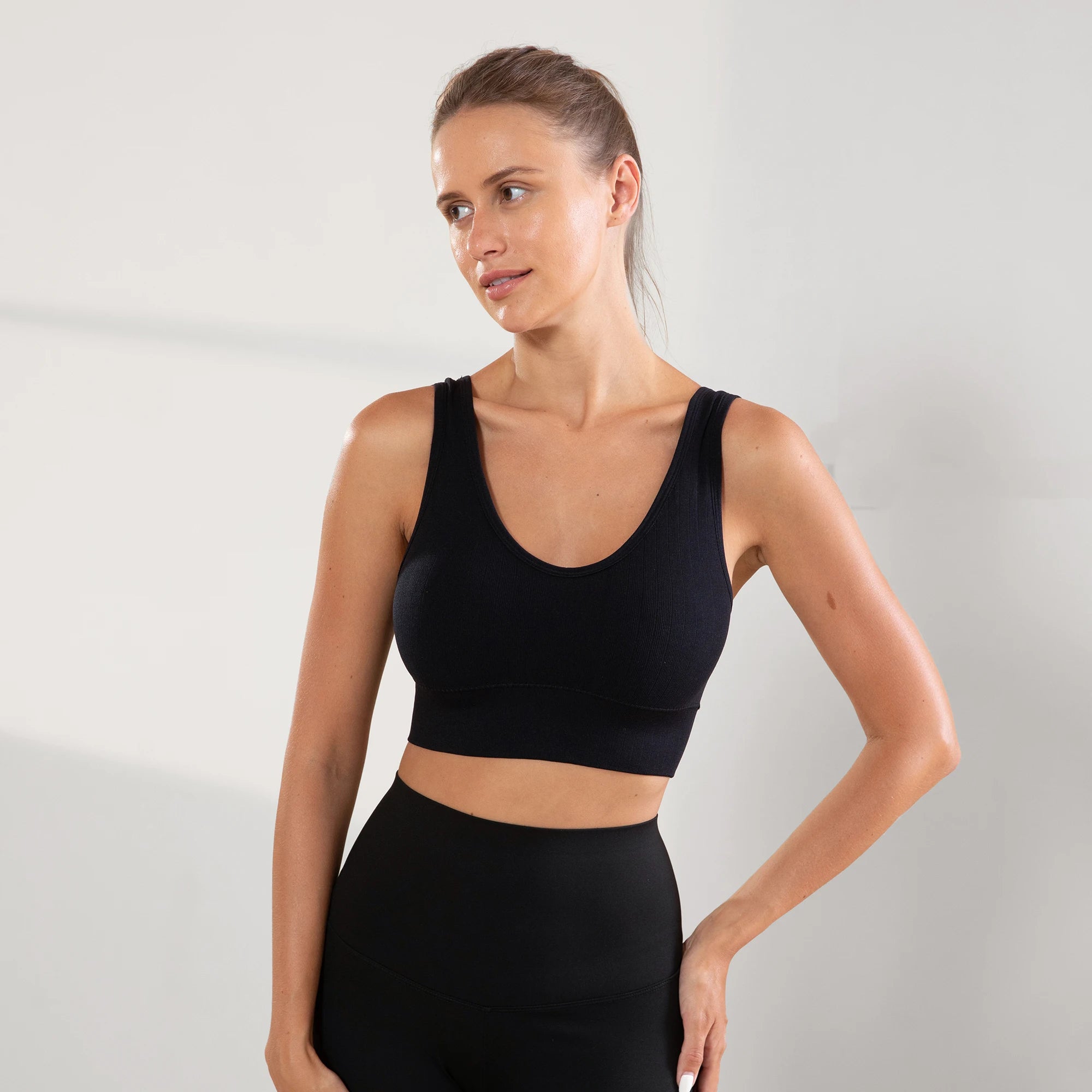 academia，roupa de academia femininas，sutiãs esportivos， Feminino Sem Bojo Basico Liso Sem Costura Nas Laterais，brasil