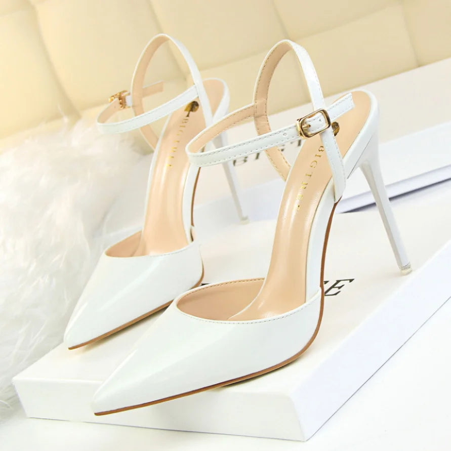 86-1 estilo simples fino salto ultra alto raso pintado couro sexy boate emagrecimento uma palavra cinta sapatos femininos legais